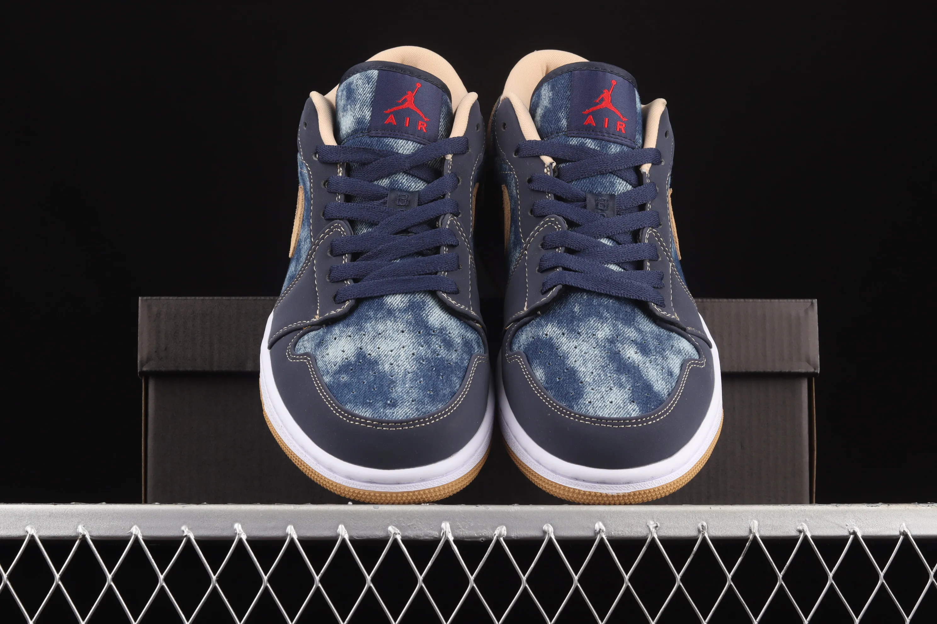 All categories Air Jordan Jordan series basketball shoes Air Jordan 1 Low Air Jordan 1 Low AJ1 Joe 1 dark blue denim low-top basketball shoes DH1259-400